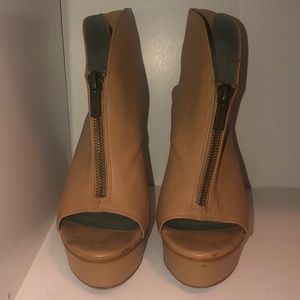 H By Halston Nude 6inch Zip Up Platform Pumps